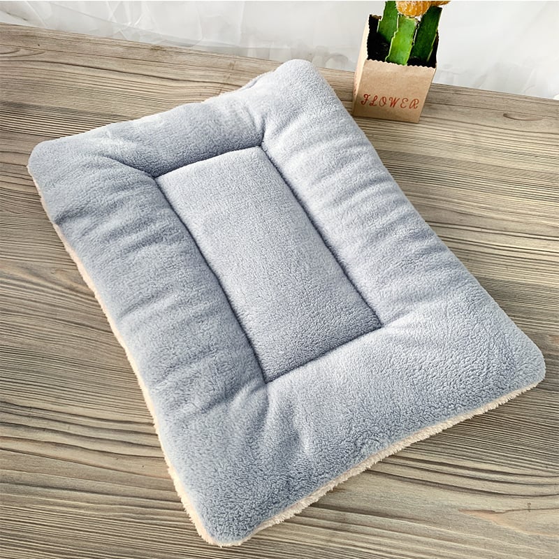 Winter Pet Warm Sleeping Pad – Thick Double-Sided Cushion in Multiple Sizes & Designs