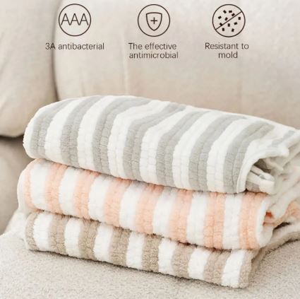 Ultra-Absorbent Pet Bath Towel for Dogs – S, M & L in 3 Colours